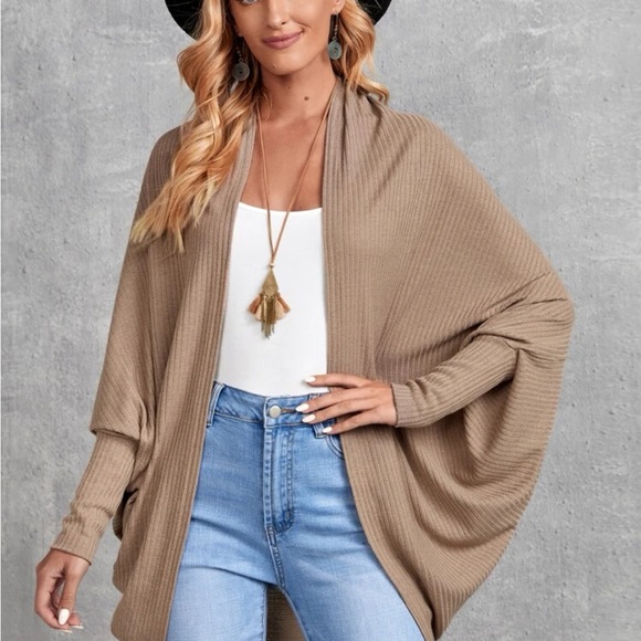 Winged Cardigan - Picture 2 of 3